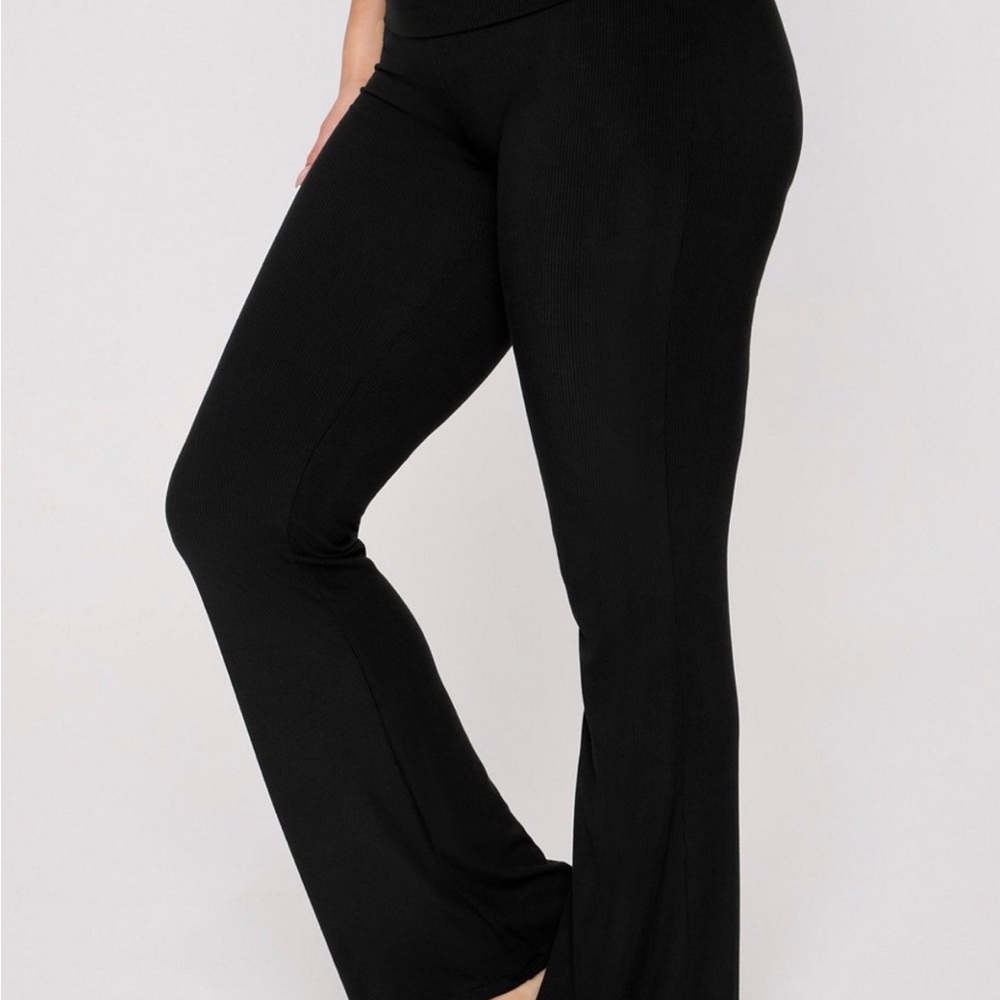YITTY Soft Rib Foldover Pants - Picture 5 of 6